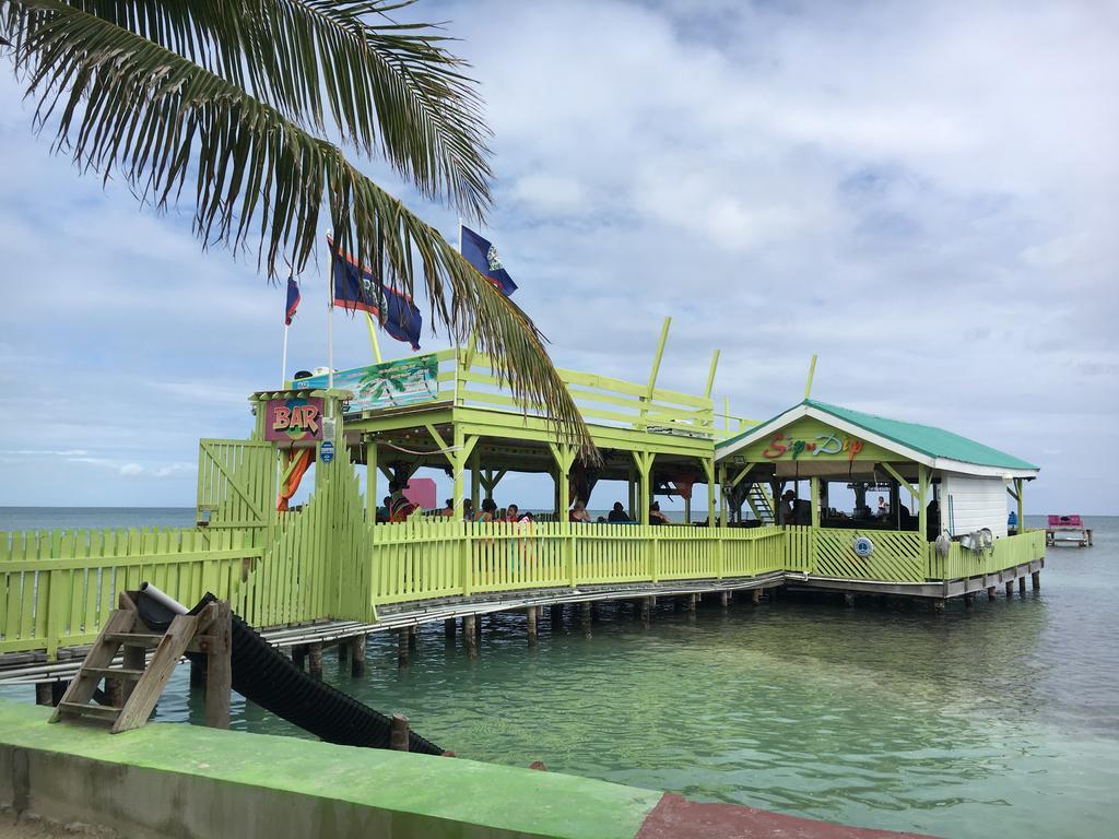 Mara'S Place Hotel Caye Caulker Kültér fotó